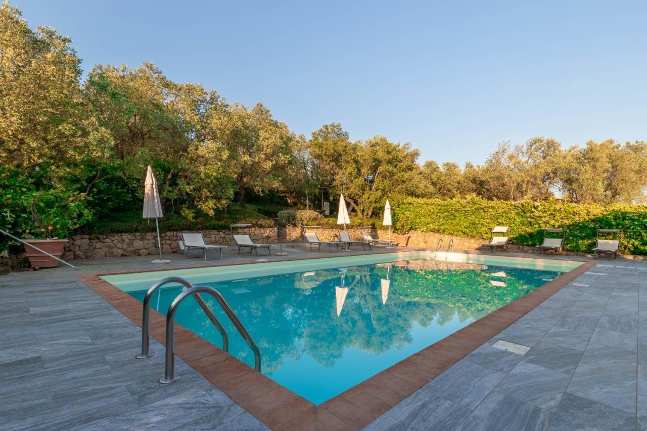 La Casa Medioevale Bed & Breakfast Лампорекио Екстериор снимка