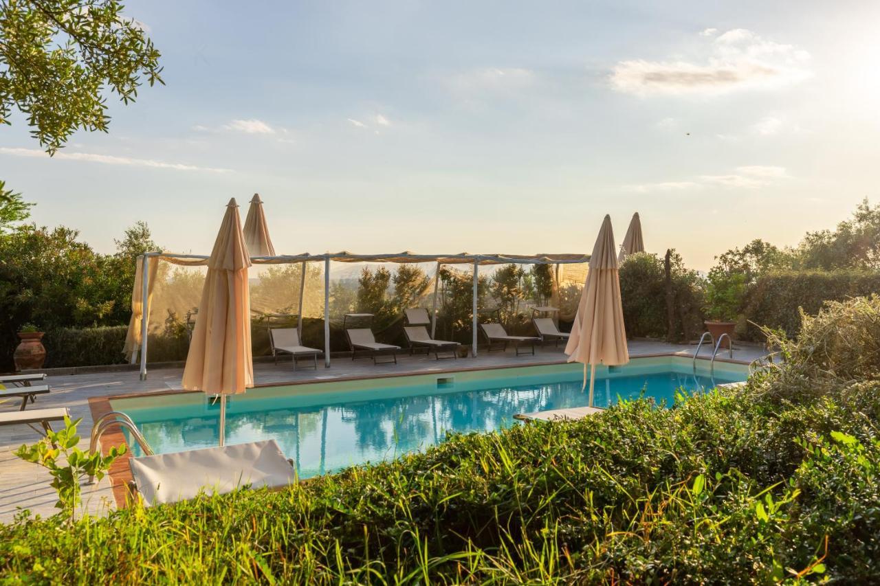 La Casa Medioevale Bed & Breakfast Лампорекио Екстериор снимка