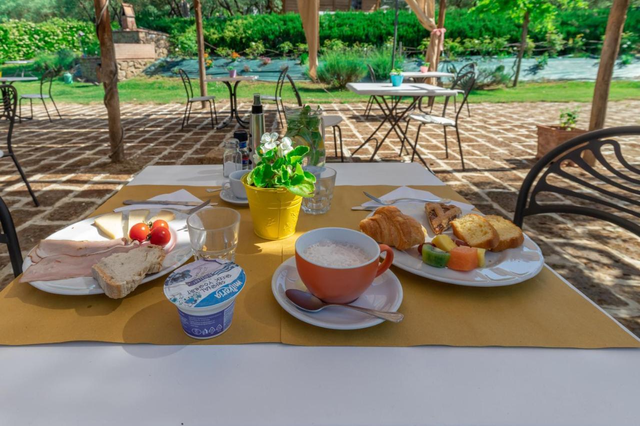 La Casa Medioevale Bed & Breakfast Лампорекио Екстериор снимка