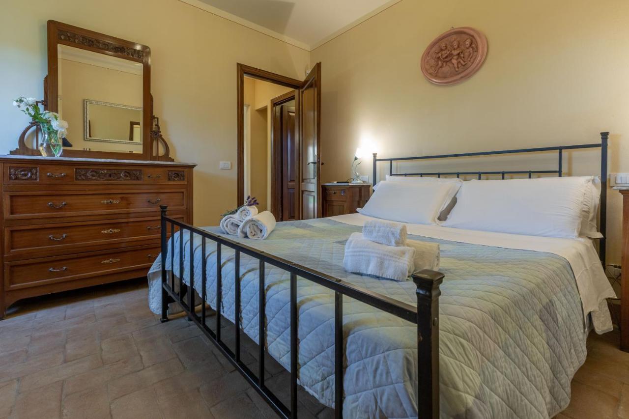 La Casa Medioevale Bed & Breakfast Лампорекио Екстериор снимка