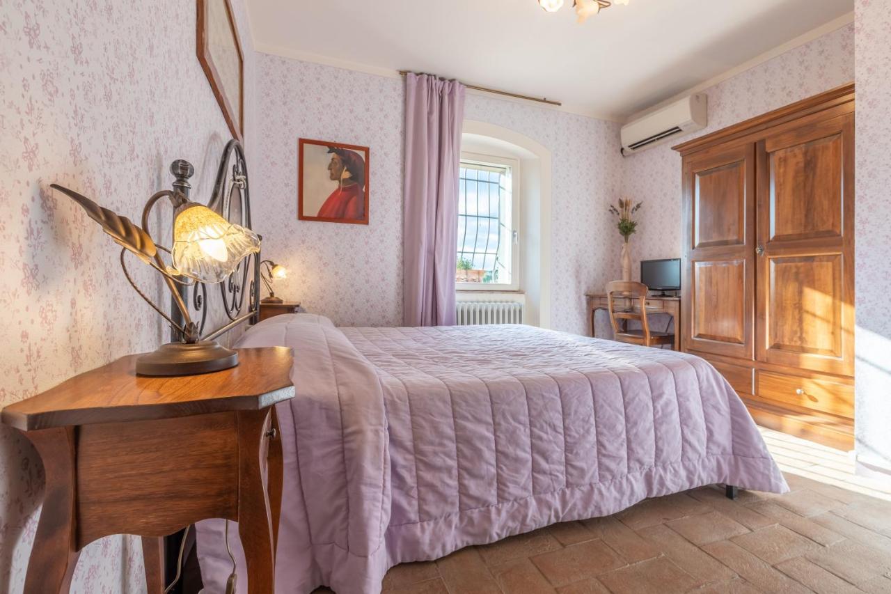 La Casa Medioevale Bed & Breakfast Лампорекио Екстериор снимка