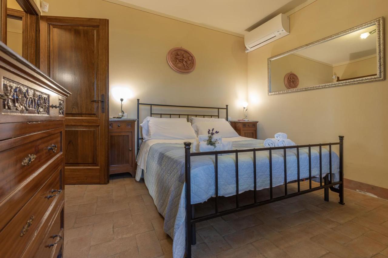 La Casa Medioevale Bed & Breakfast Лампорекио Екстериор снимка